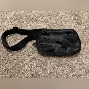 lululemon athletica Black Camouflage Belt Bag